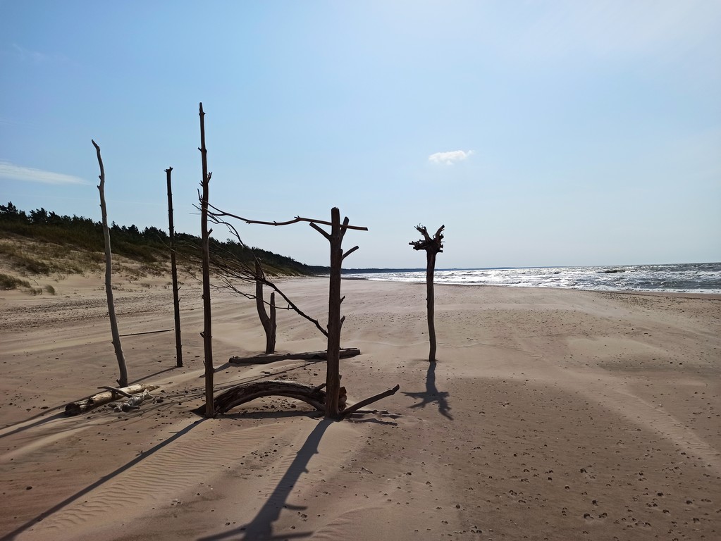 Freehiking on a Baltic Coast: Ventspilis - Klaipėda. Latvian Stonehenge – go find it while it’s still there