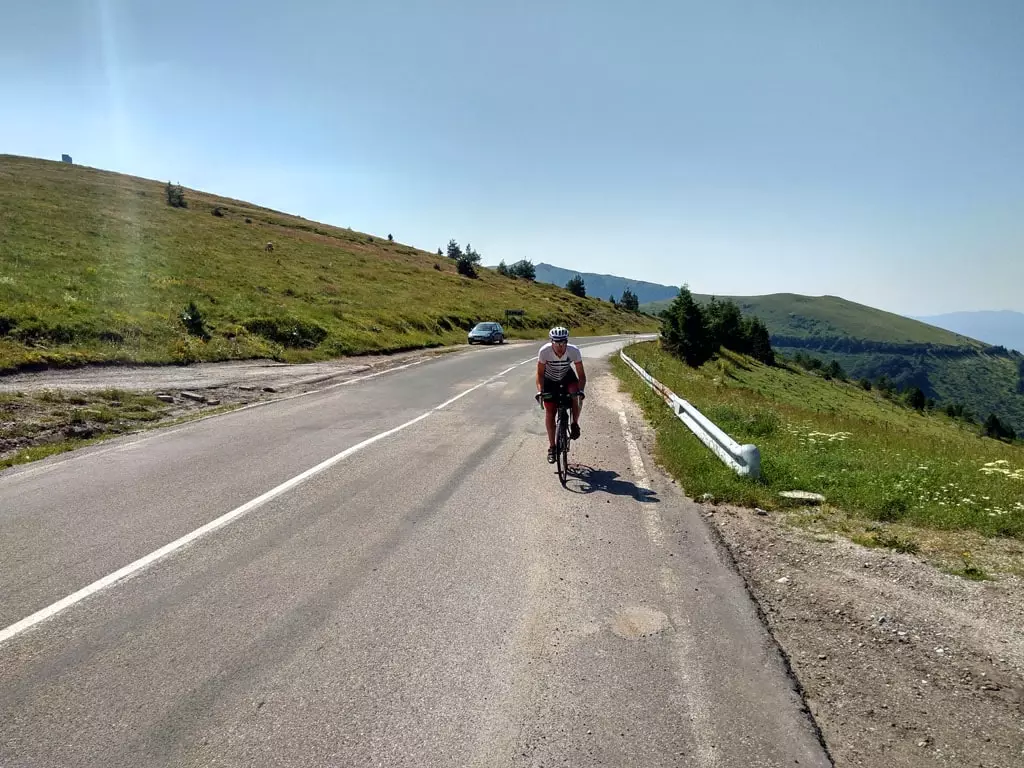 Cycling in Bulgaria. Beklemeto Pass